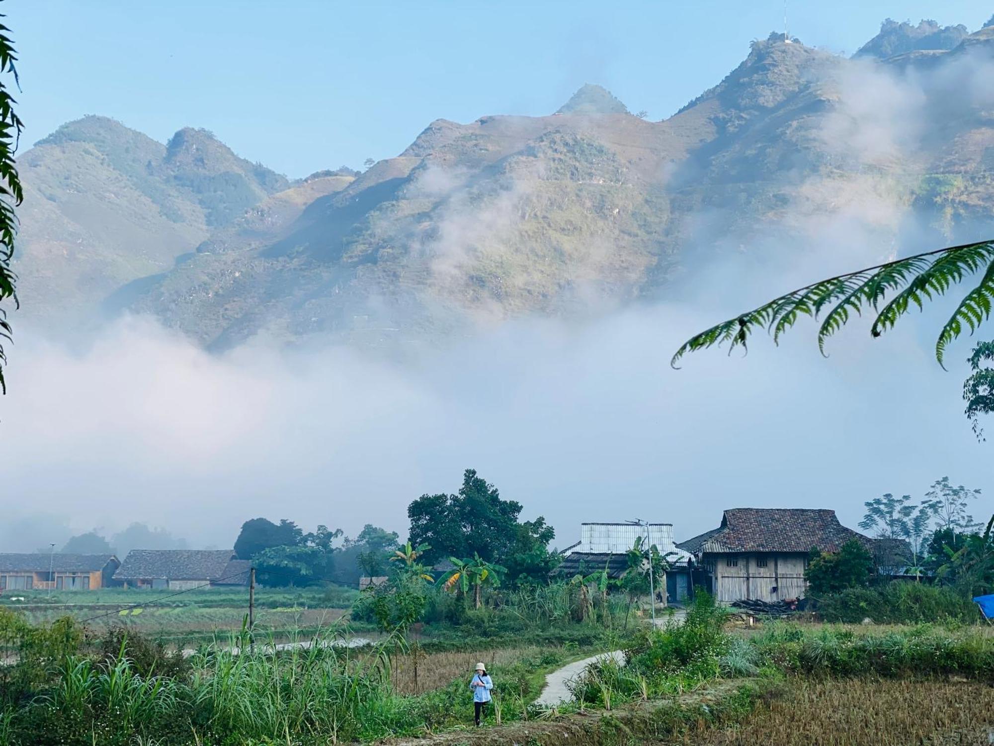 Du Gia Field View Homestay Làng Cac Exterior foto