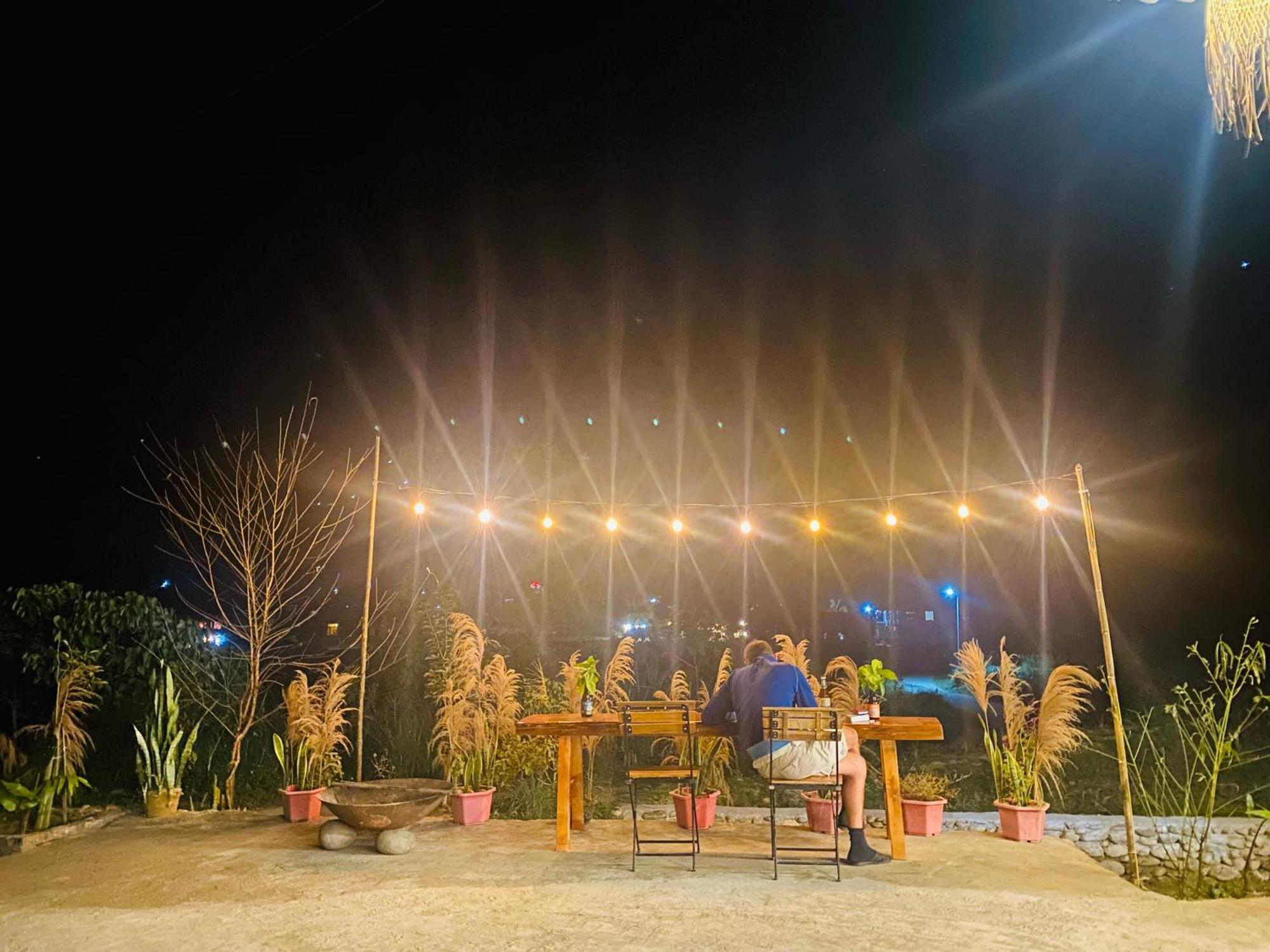 Du Gia Field View Homestay Làng Cac Exterior foto