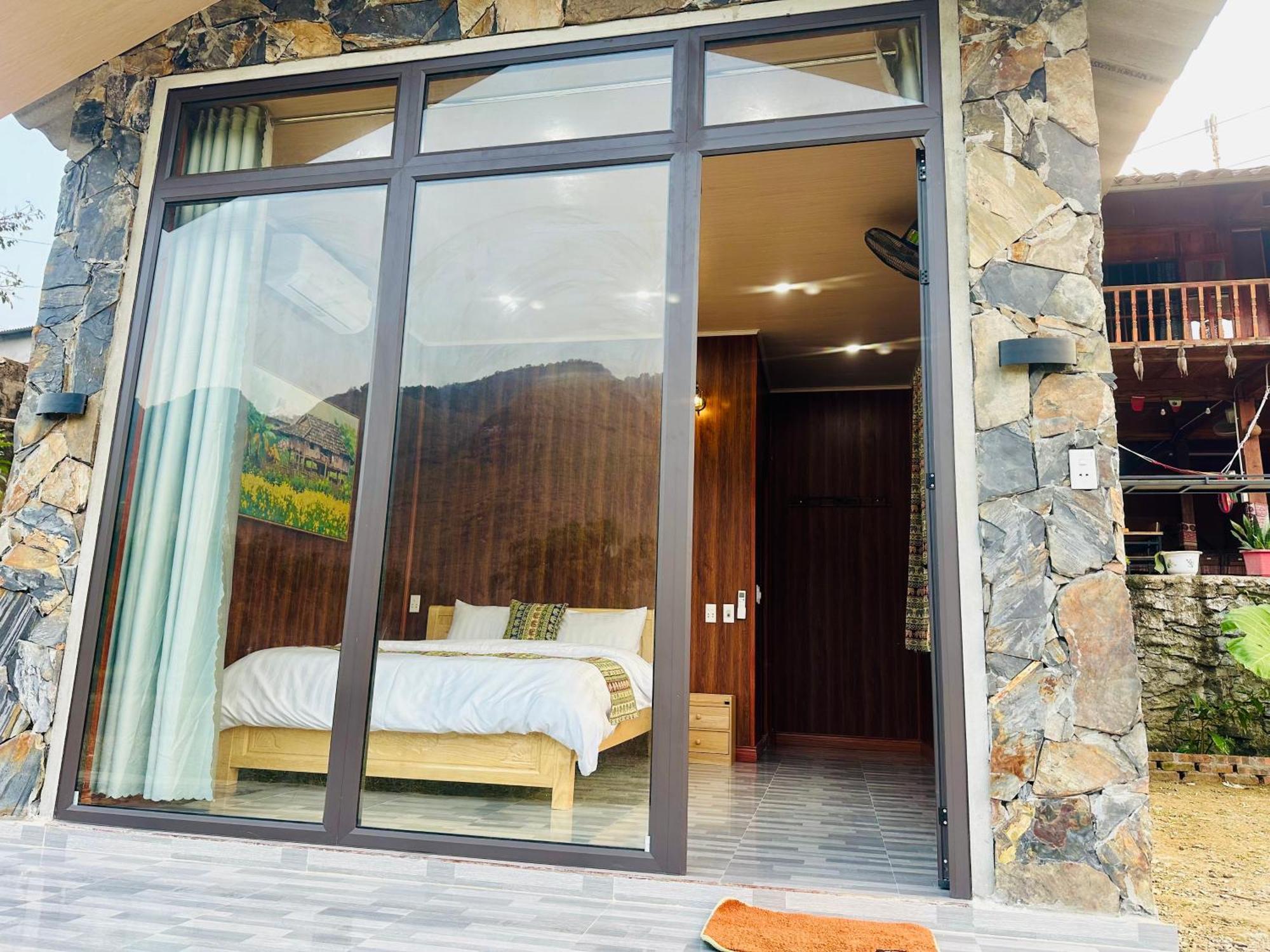 Du Gia Field View Homestay Làng Cac Exterior foto